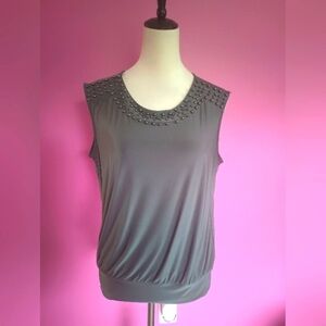 The Limited Ladies Soft Beaded Sleeveless Summer Top (Size Medium)